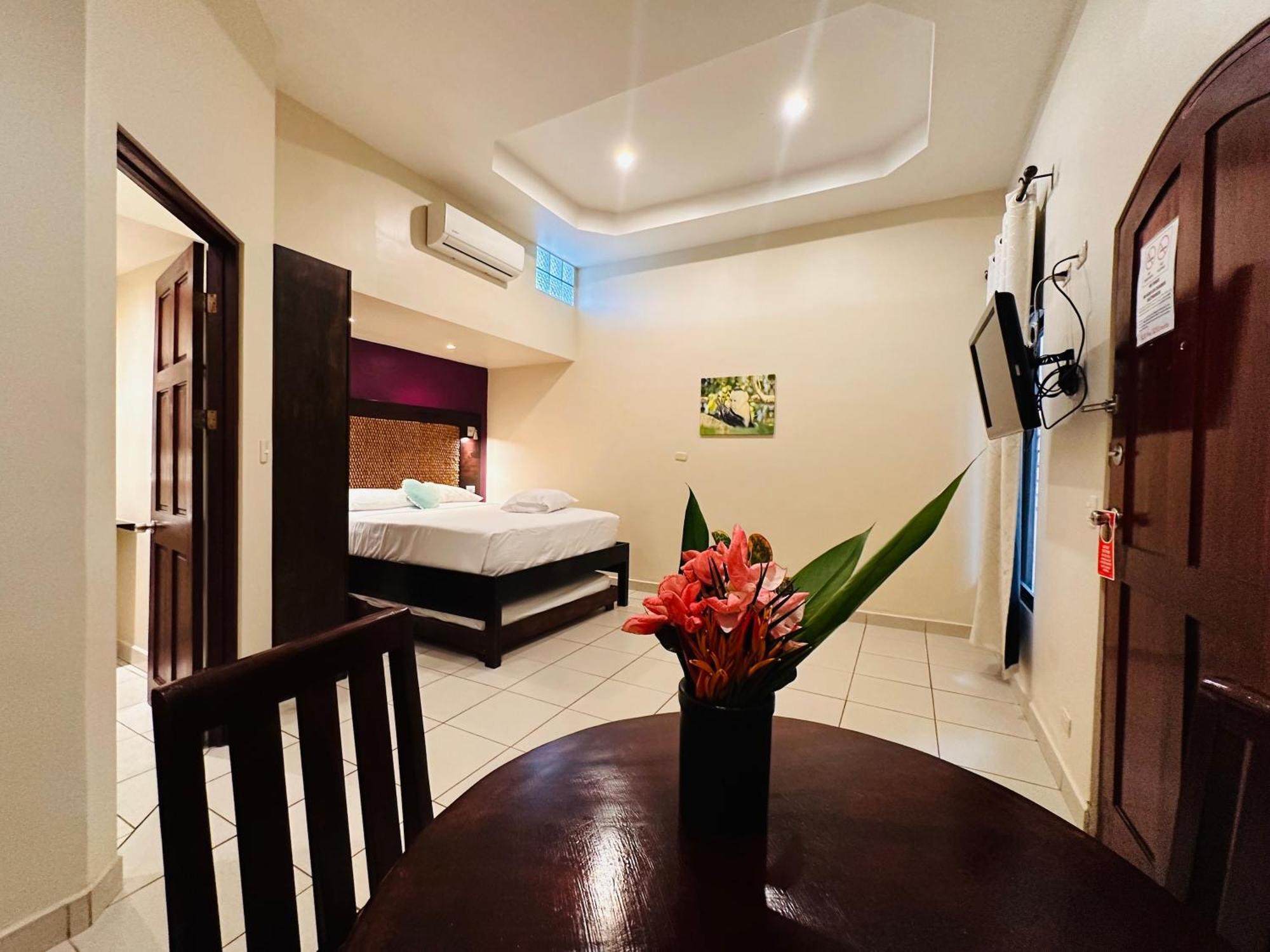 Las Brisas Resort And Villas Jaco Ngoại thất bức ảnh