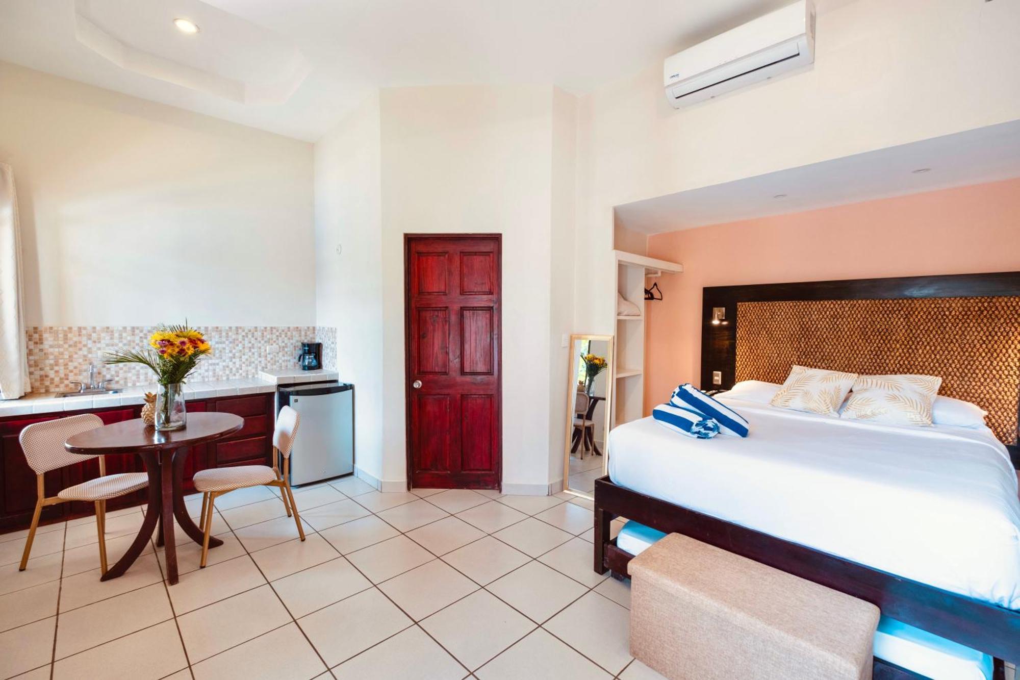 Las Brisas Resort And Villas Jaco Phòng bức ảnh